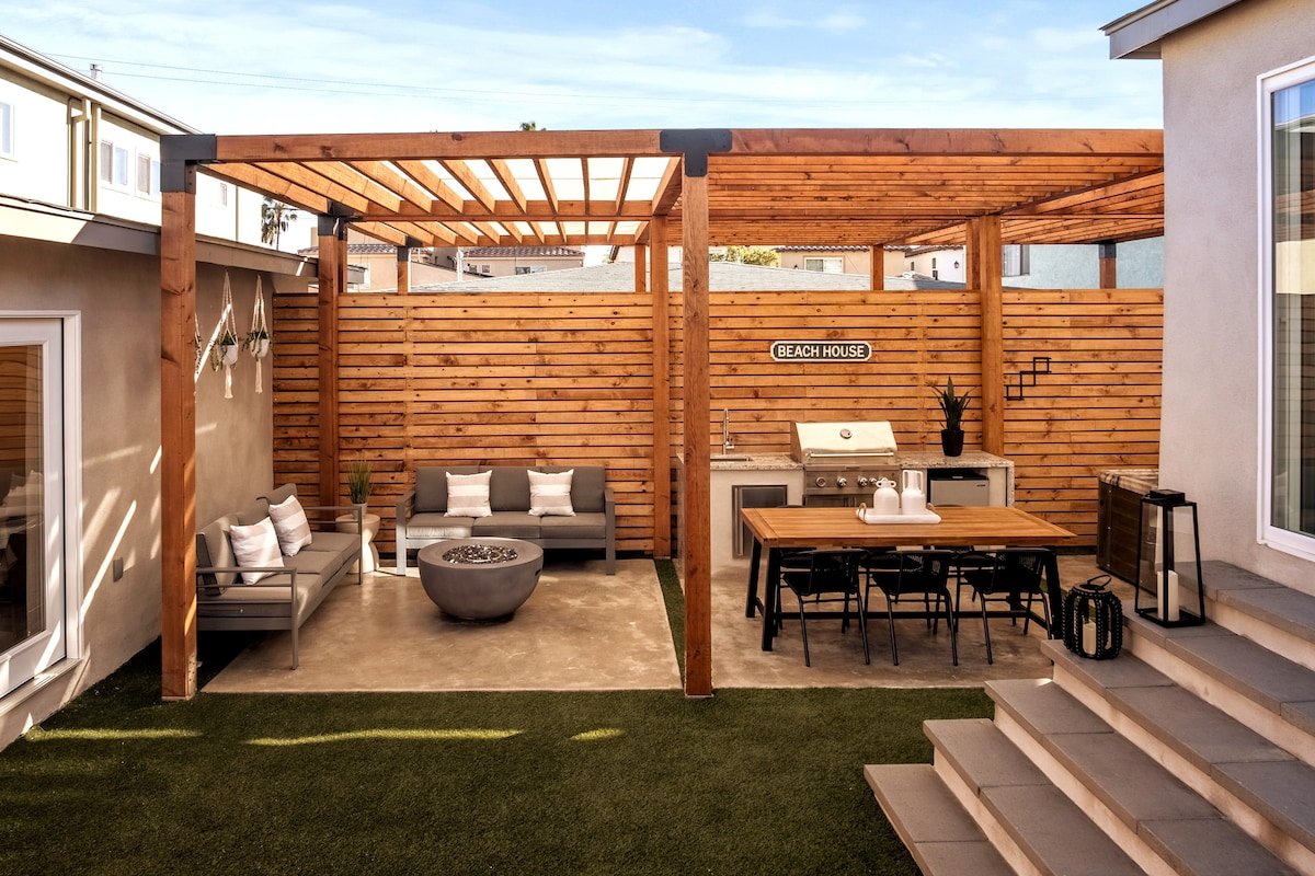 Dream 4BR HOUSE walk Beach & Bay gallery image 5