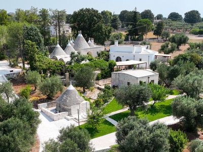 Portico – Heated pool -Trulli 4 apartments