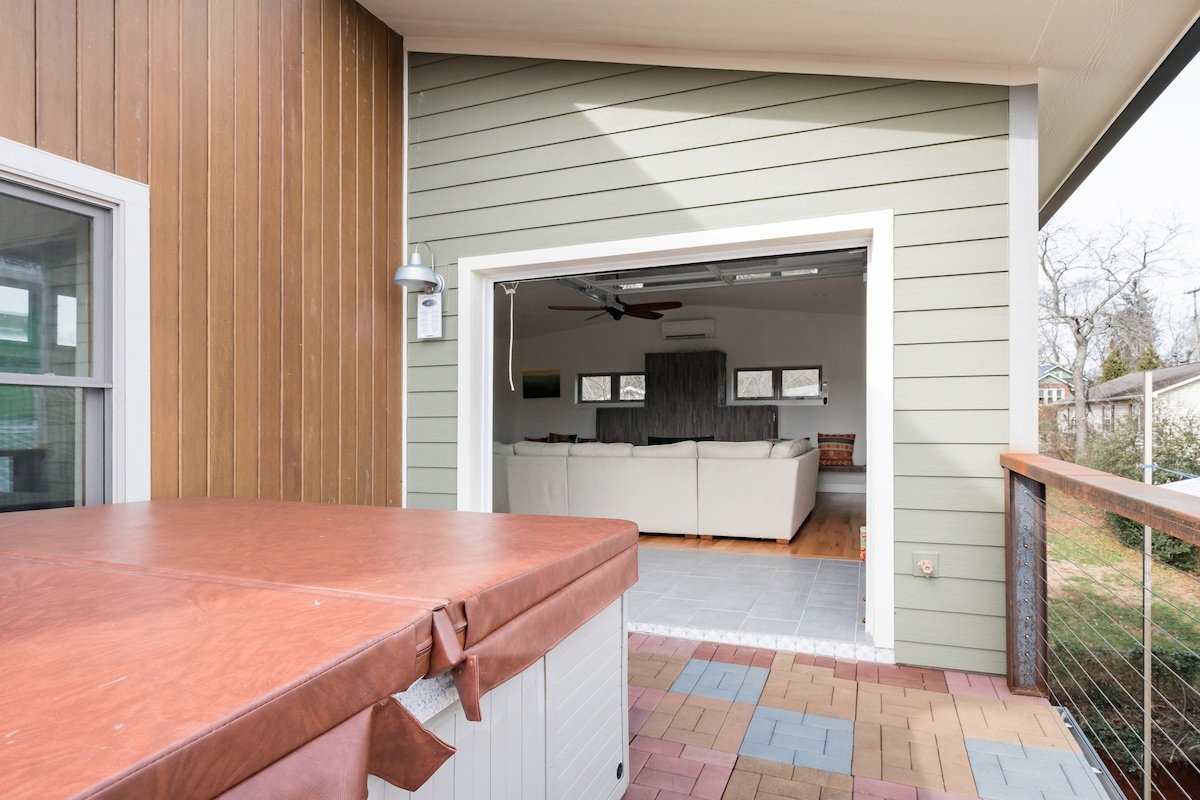 Upstream Penthouse – Ask about Wedding Venue gallery image 3