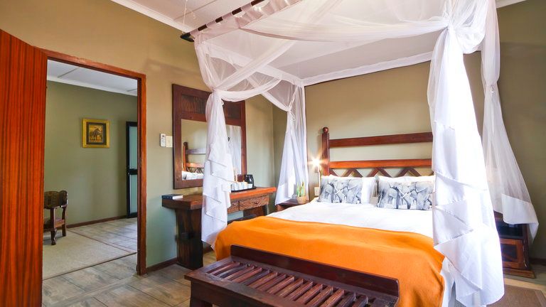 Auob Country Lodge Family Room