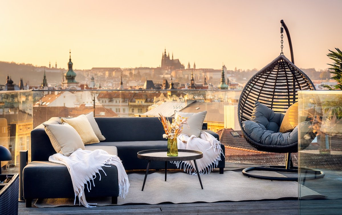 6BR Billionaire’s NEST HOT TUB + 3 teraces gallery image 3