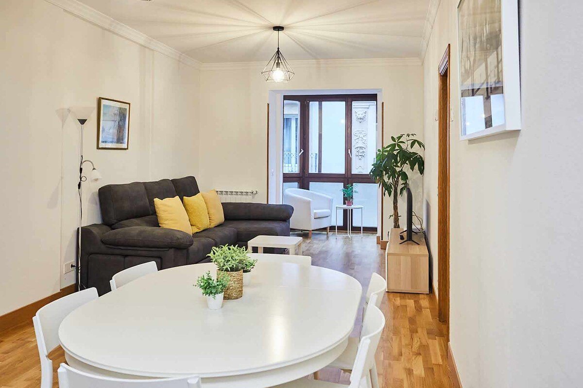 Txindoki Apartment by BasqueHomes gallery image 4