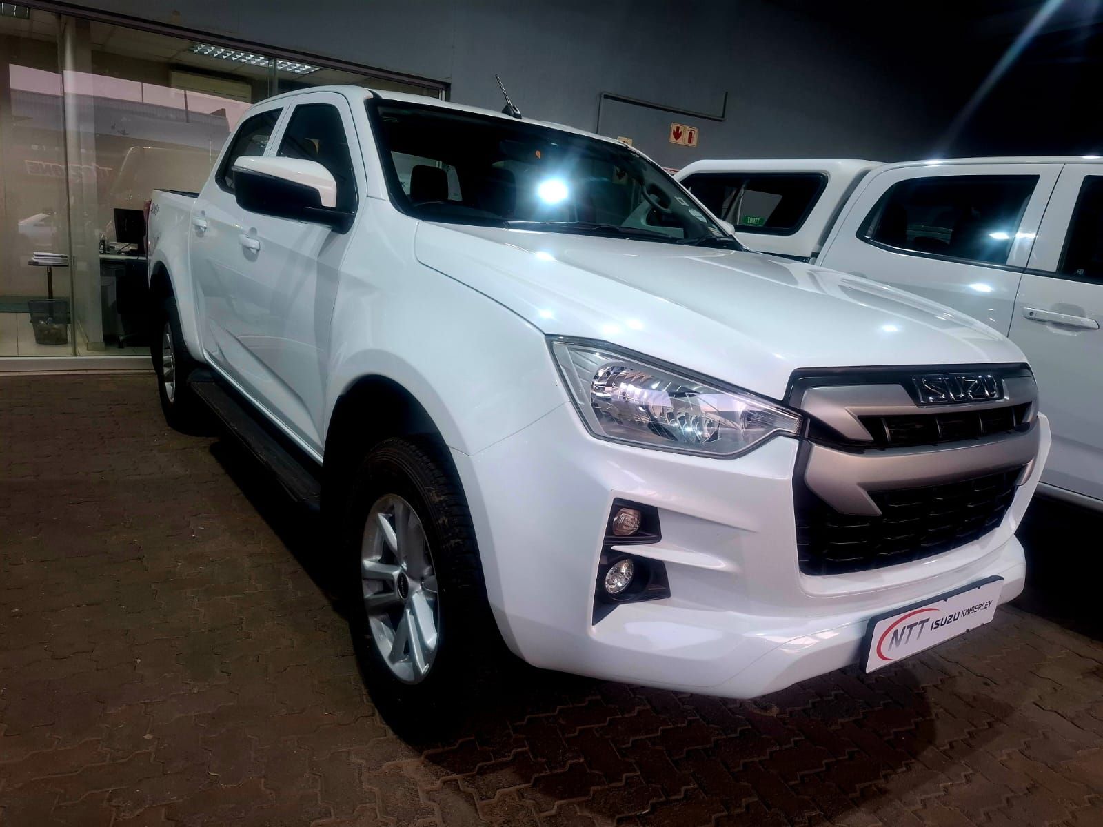ISUZU D-MAX 1.9 Ddi LS 4X4  for Sale in South Africa