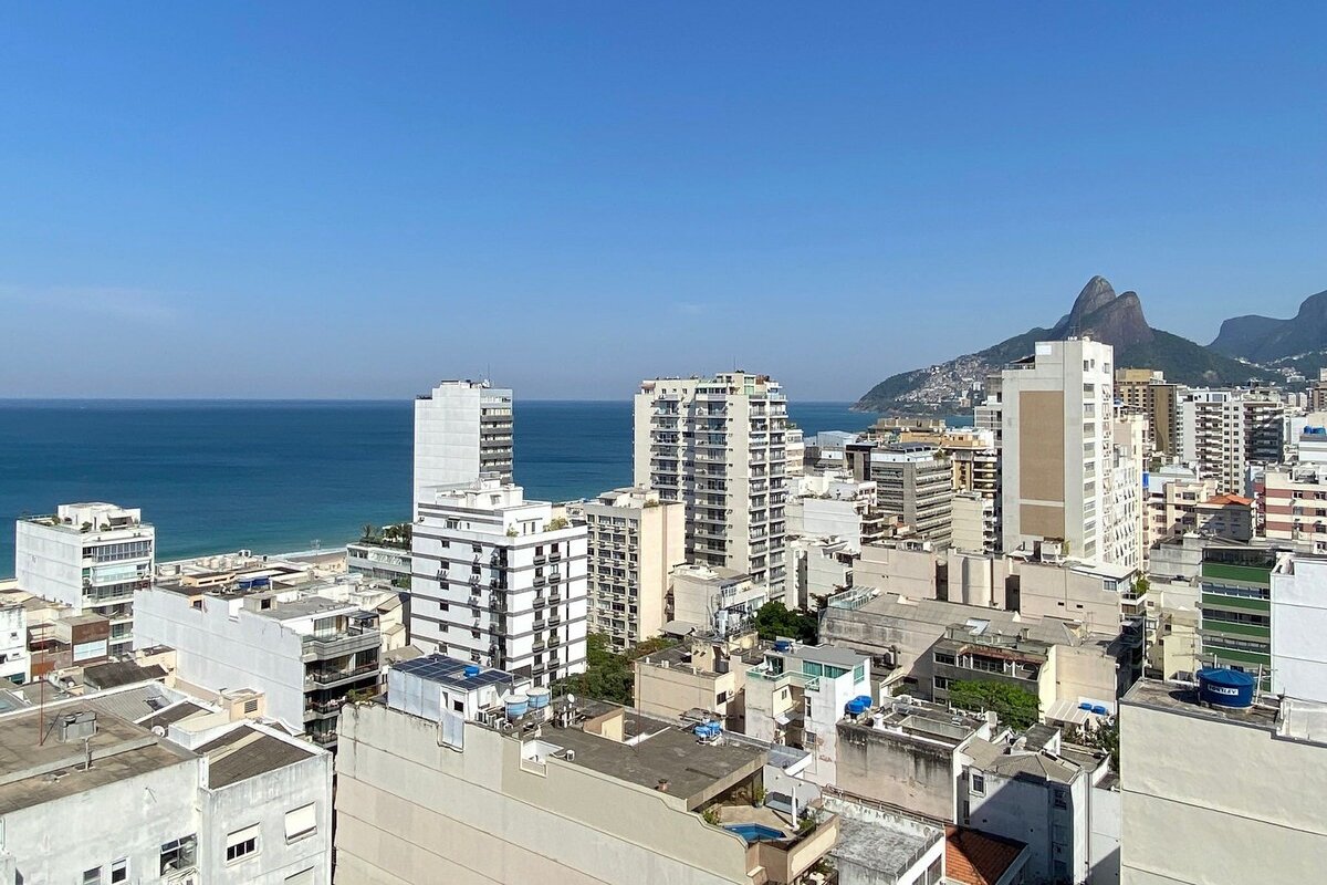 Two suites with stunning views of Ipanema gallery image 3