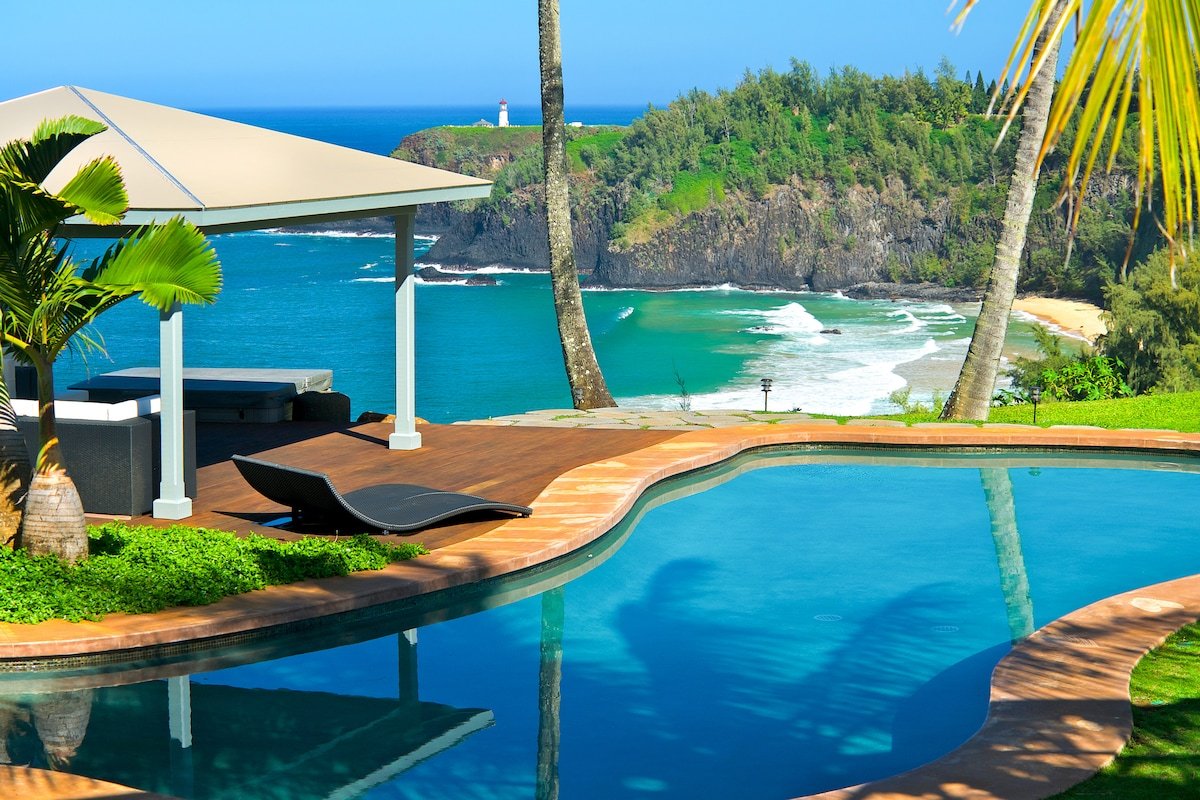 Dali Hale Estate On Secret Beach