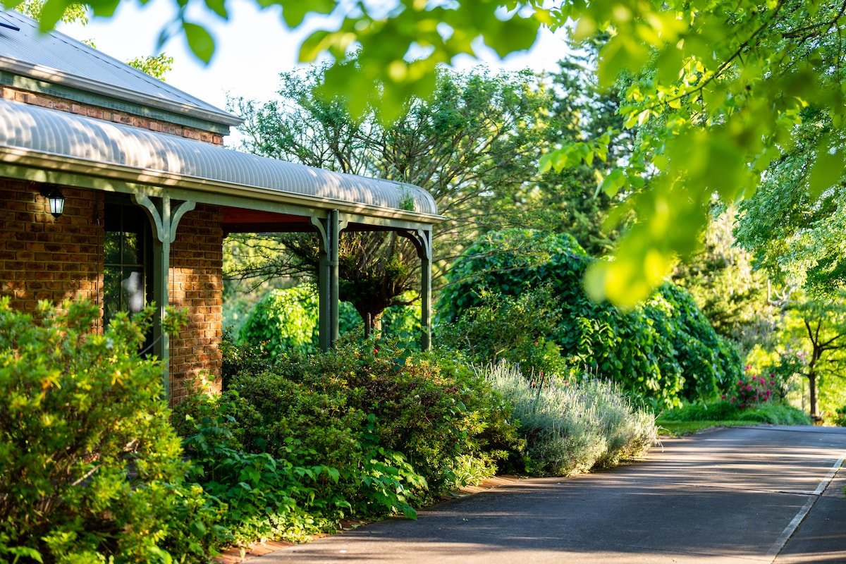 Dream getaway in an oasis gallery image 5