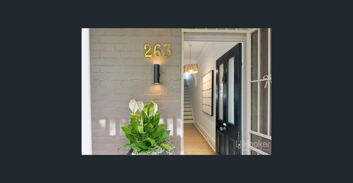 Skyline on Forbes – 4 bedroom home Darlinghurst gallery image 2