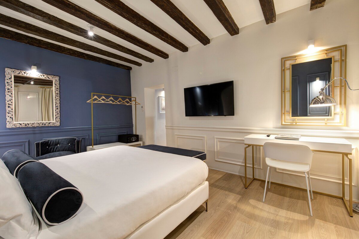 2 bedrooms-Apartment close to San Marco Square gallery image 4