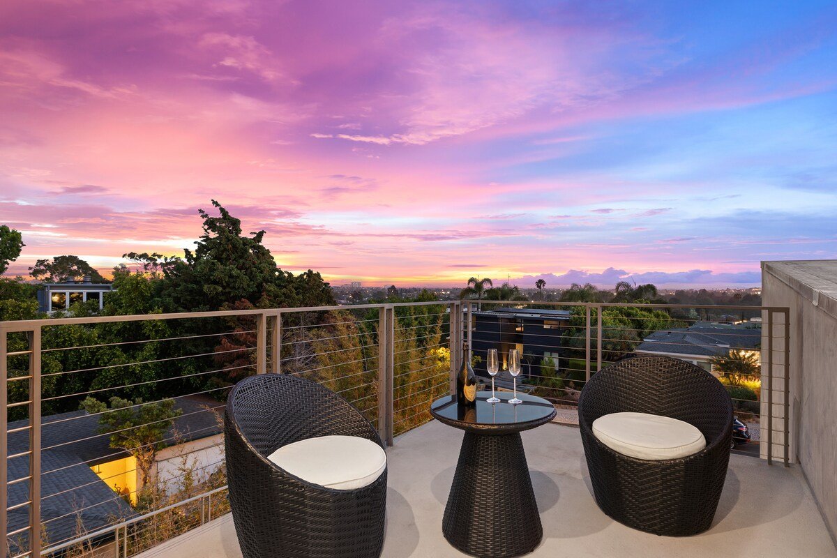 Large Modern House by Santa Monica + Venice gallery image 4