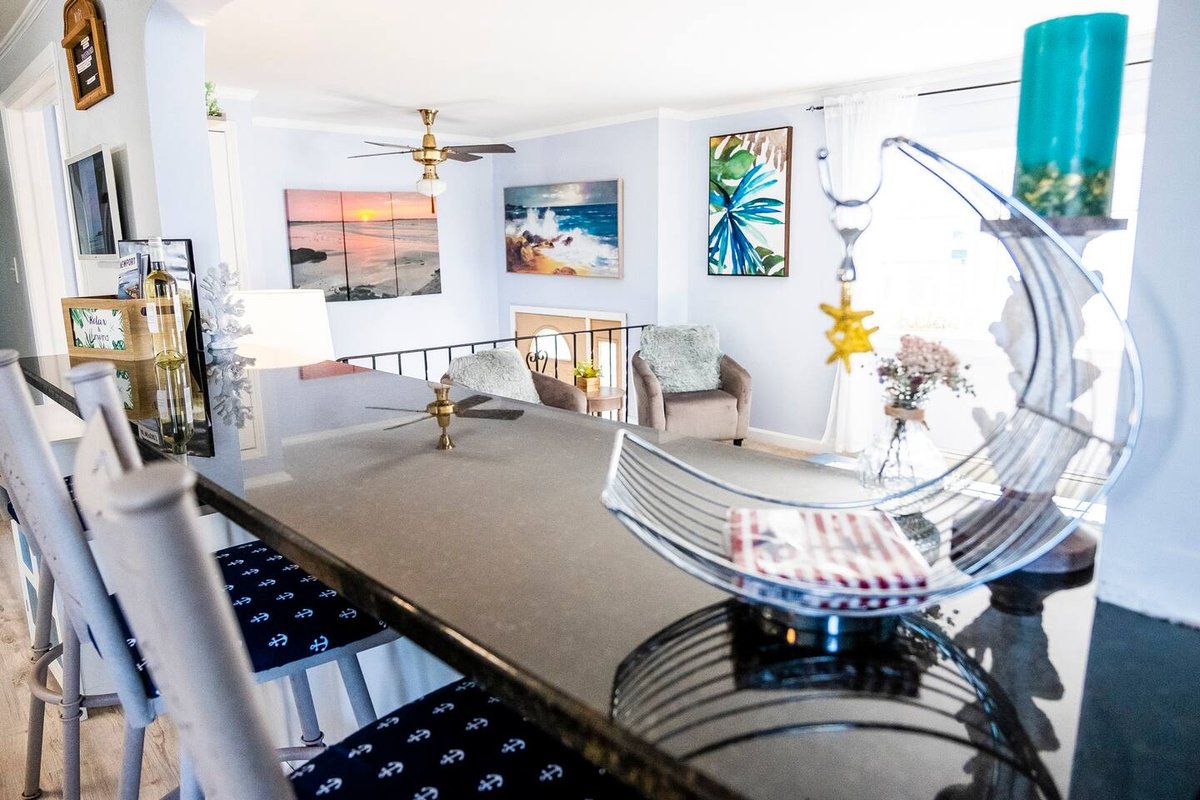 Newport East Private House Walk to Beaches 6beds