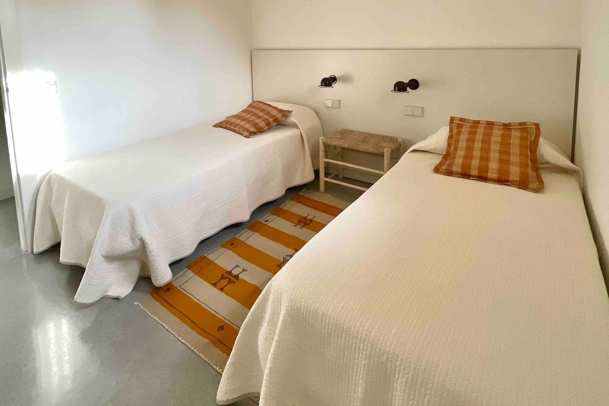 Nuevo apartamento con terraza y piscina gallery image 5