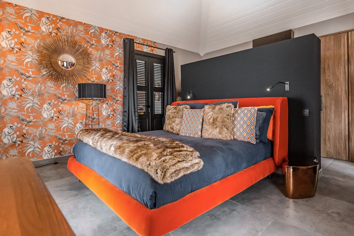 Genevieve gallery image 5