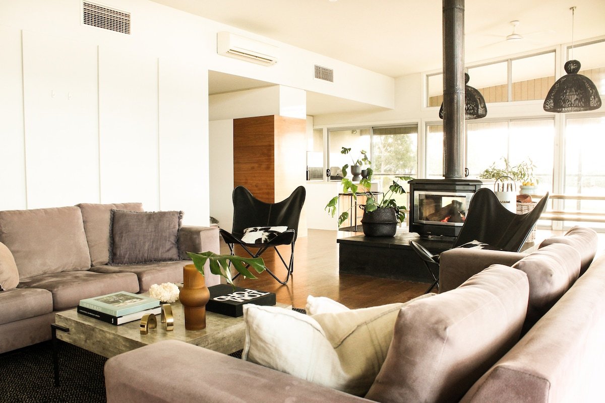 Charleson Farm – rural escape, breathtaking views gallery image 5