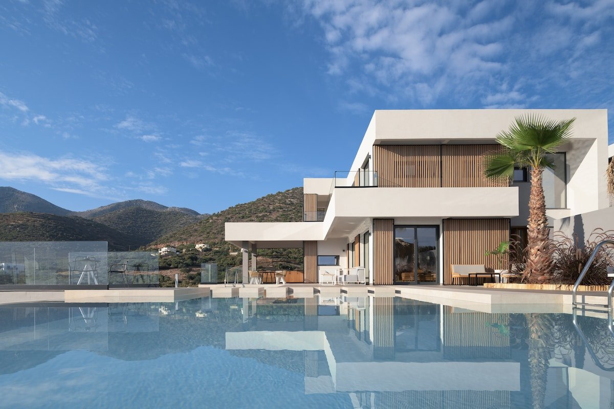 Nandana Luxury Villa, an infinite blue experience gallery image 3