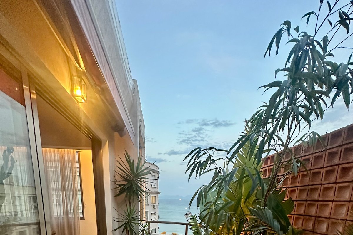 Luxury 2/3BR seaview terrace Copacabana/arpoador gallery image 4