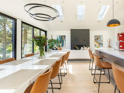 Film-Featured Hilltop 3BR Villa | City View+Nature