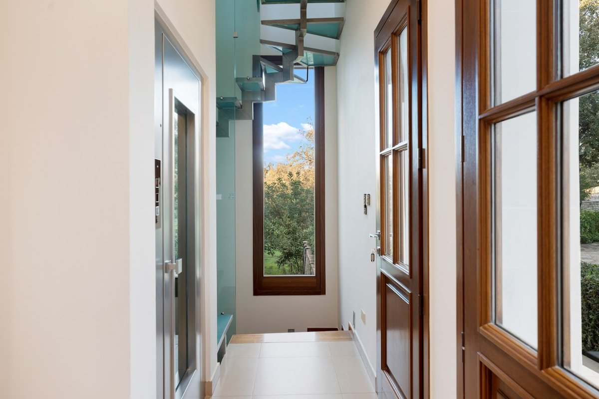 Luxurious Villa Liandri – 600 m² Resort gallery image 4