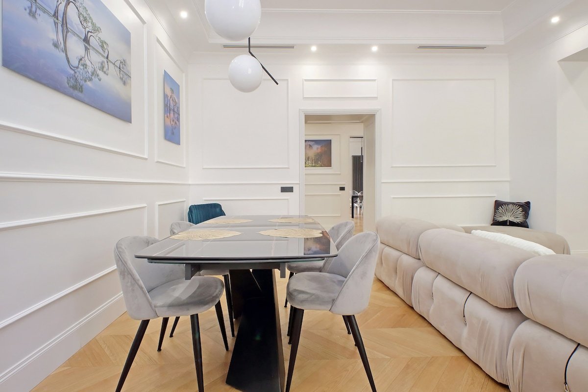 Elegant Cesare Balbo Apt near Santa Maria Maggiore gallery image 5