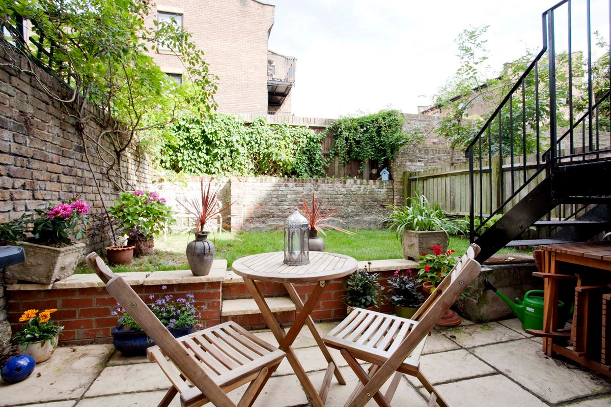 2 BD garden flat, Angel, Islington