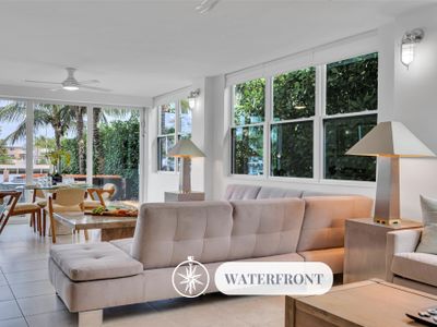 Suite by Beach | Waterfront | Lago Key Two