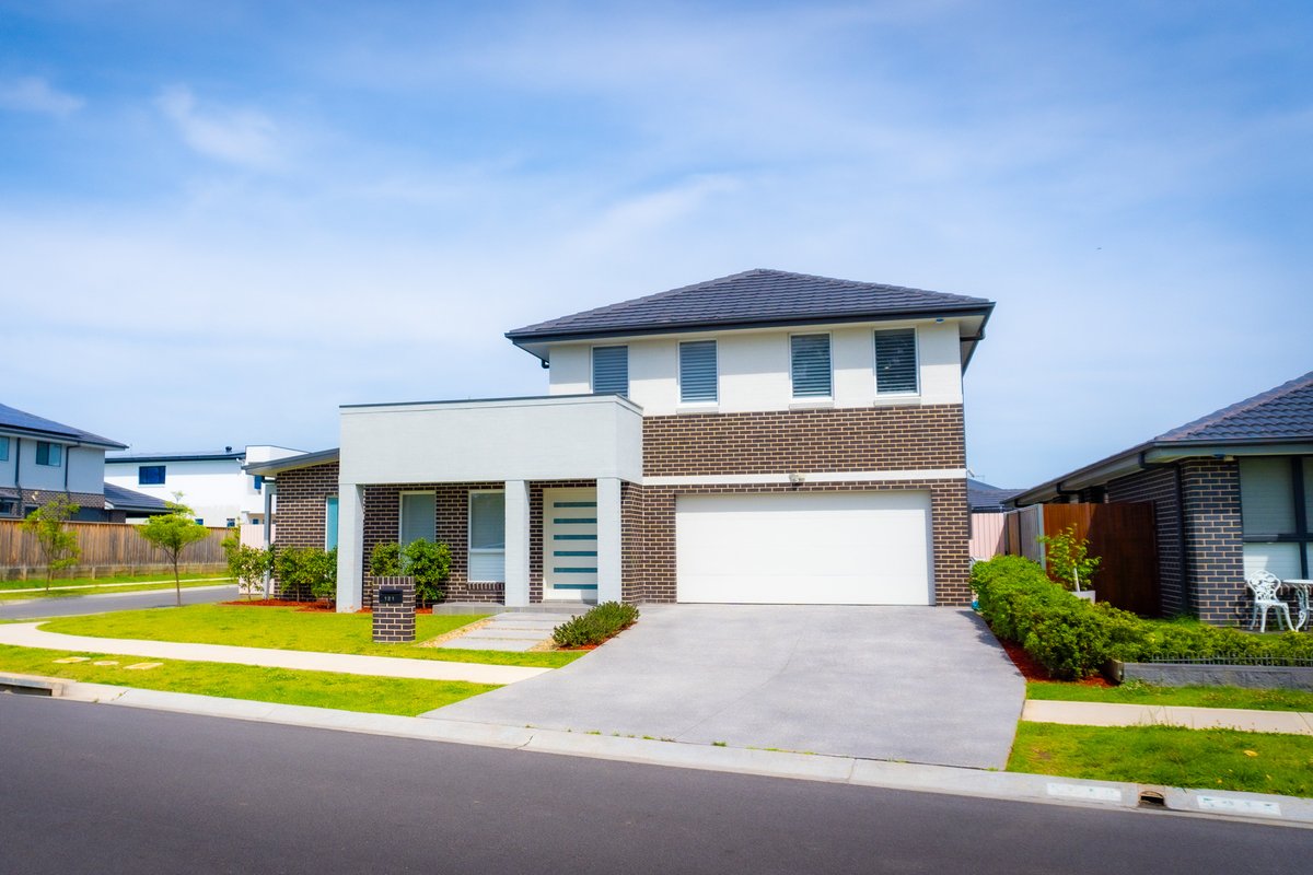 Luxury Home | Sleeps 16 Guests