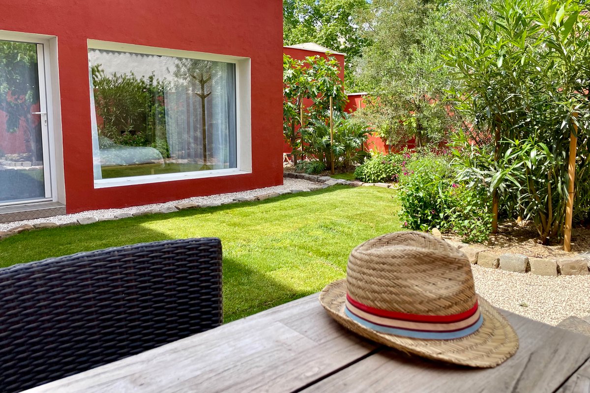 Suite et jardin Frederic Dard eco-responsable