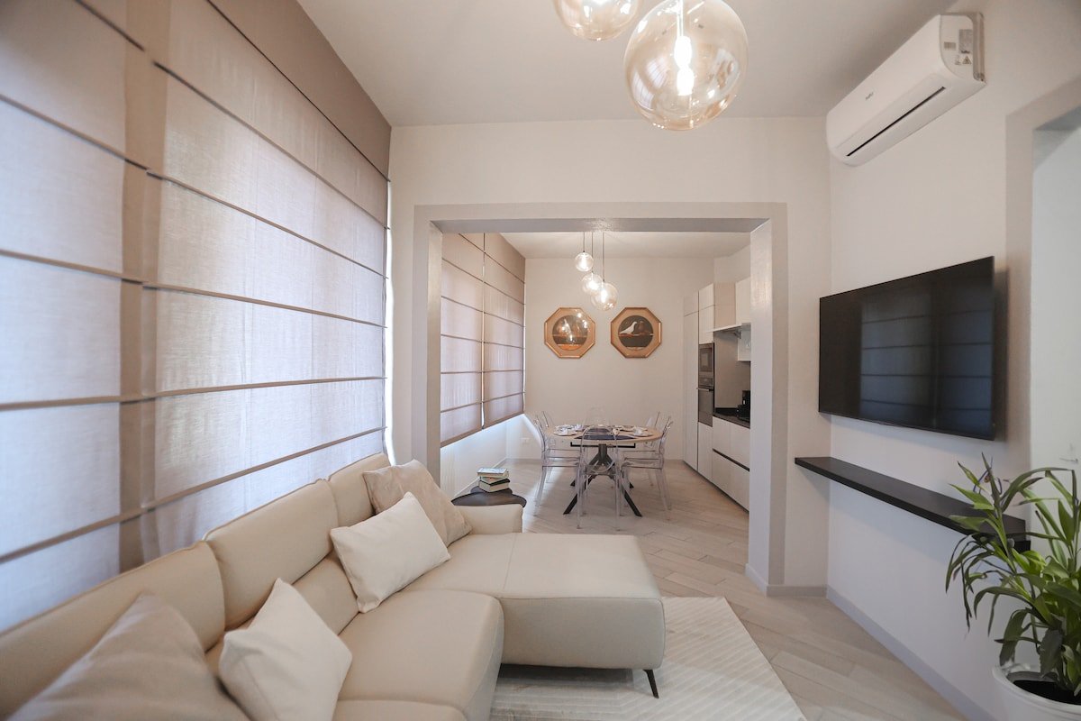 Piazza della Signoria Tower + LIFT gallery image 4