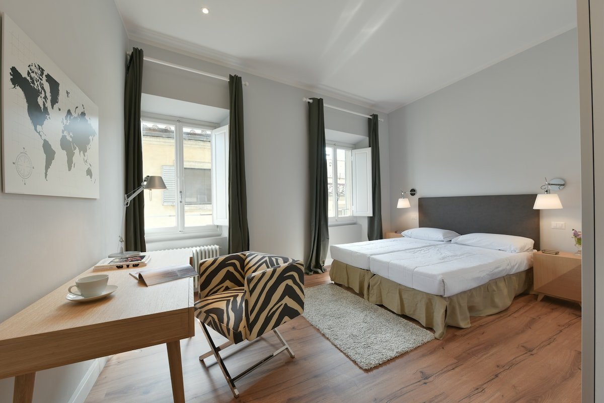 Santa Croce Deluxe – Bright and Spacious 4 Bedroom gallery image 5