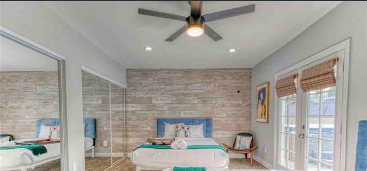 5br 3ba LV vacation home with pool- 3mi fr strip gallery image 5