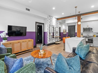 2 Living Rooms | Perfect For Groups | Rooftop