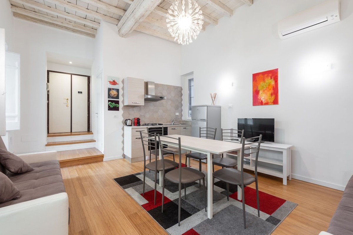 Restored Apartment- Stunning Pantheon View gallery image 4