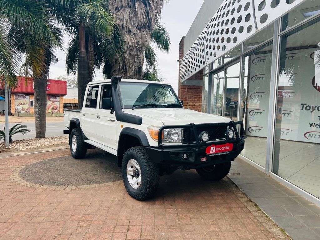 TOYOTA LAND CRUISER 79 4.0P  for Sale in South Africa