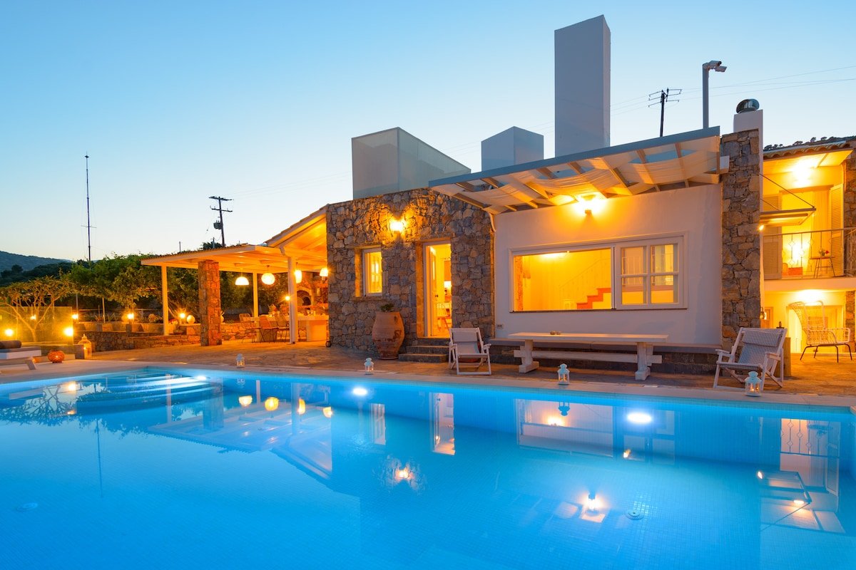 Villa Enigma gallery image 2