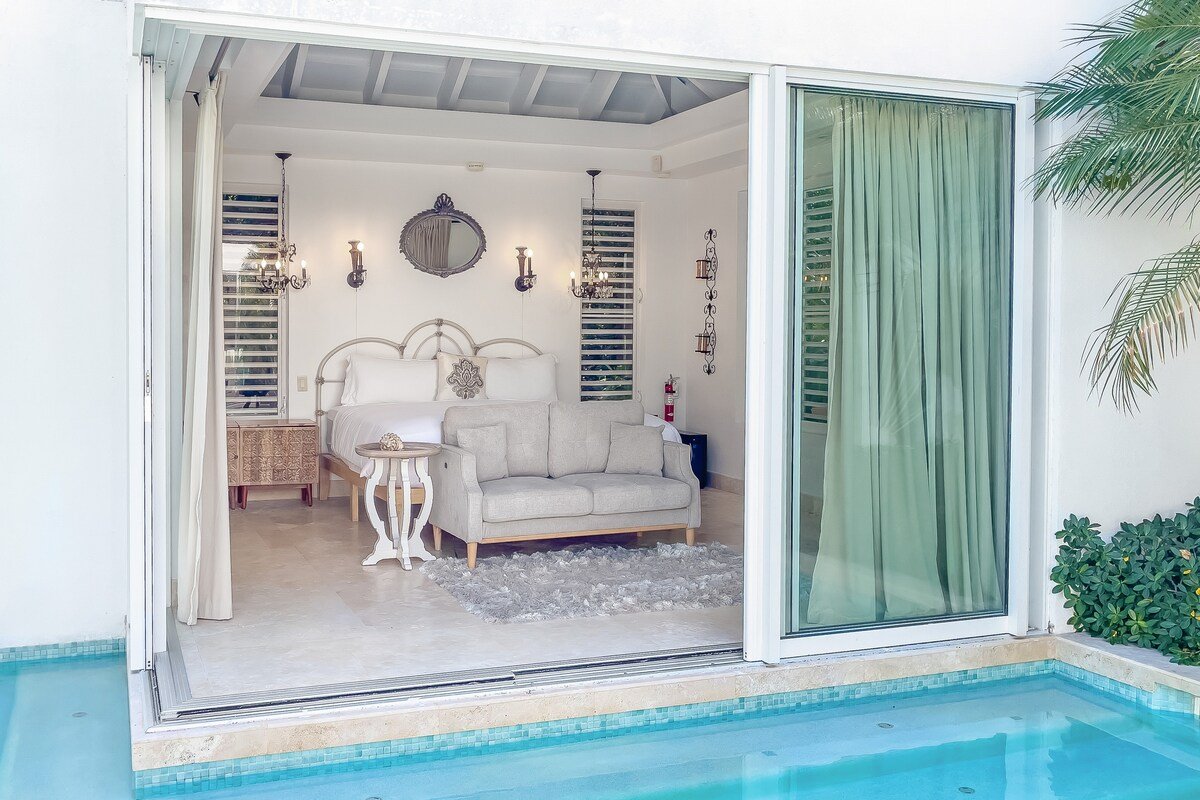 Turks & Caicos Dream – Beachfront + Full Service gallery image 3