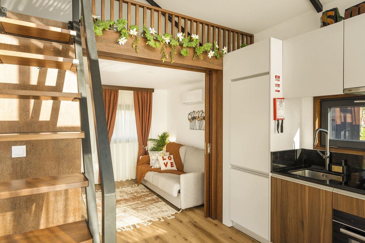 Bruval Eco Village – Oasis Jacuzzi Villa gallery image 4