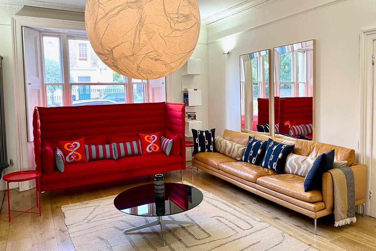 Notting Hill Retreat | Iconic Gardens | 3BR Duplex gallery image 4