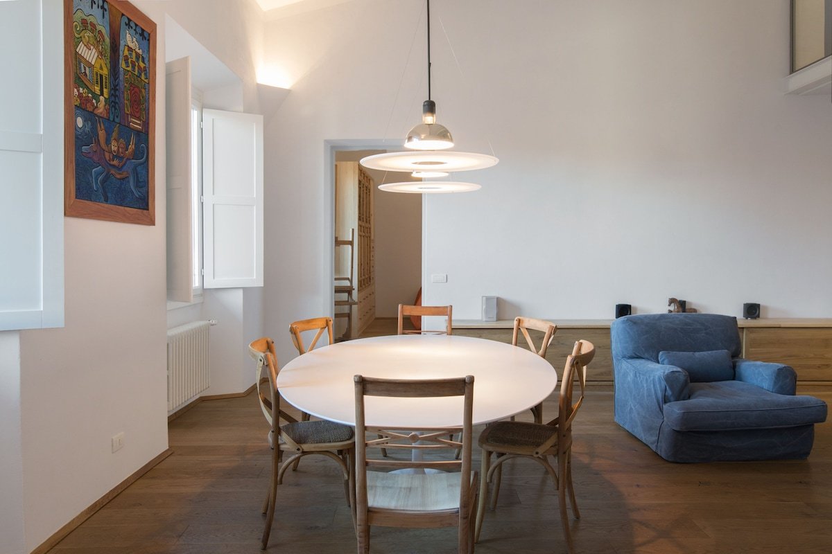 Cozy, spacious, bright: Florence at 360 ° gallery image 5