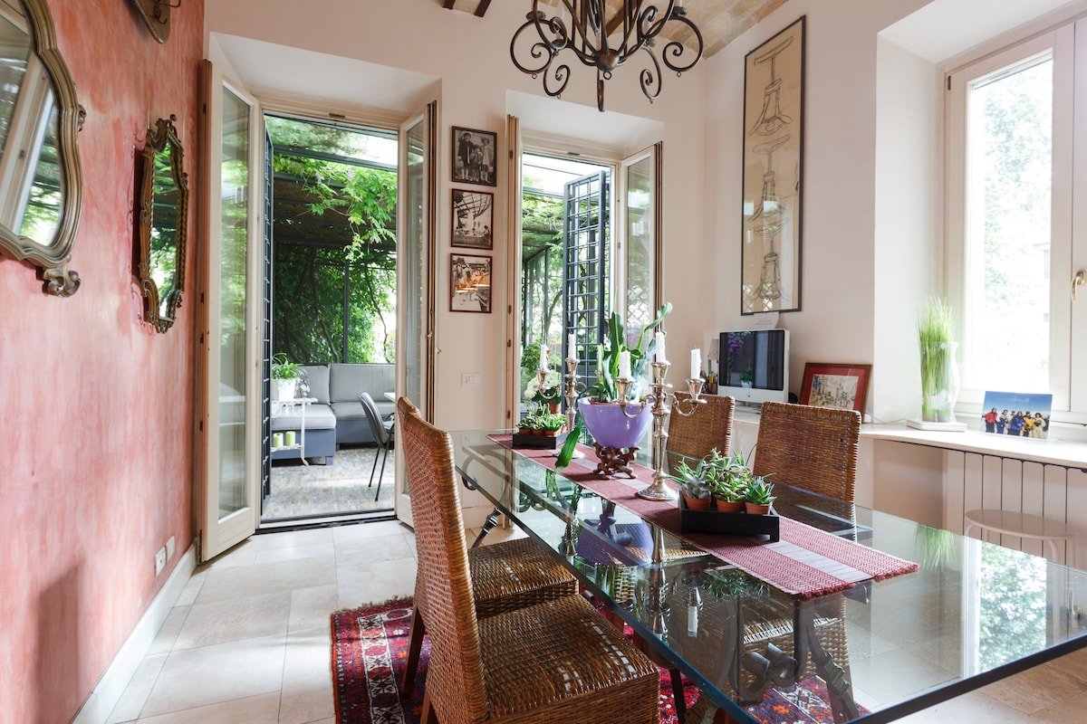 Terrace-Best Location-Casa Lux Colosseum-Sunny gallery image 5