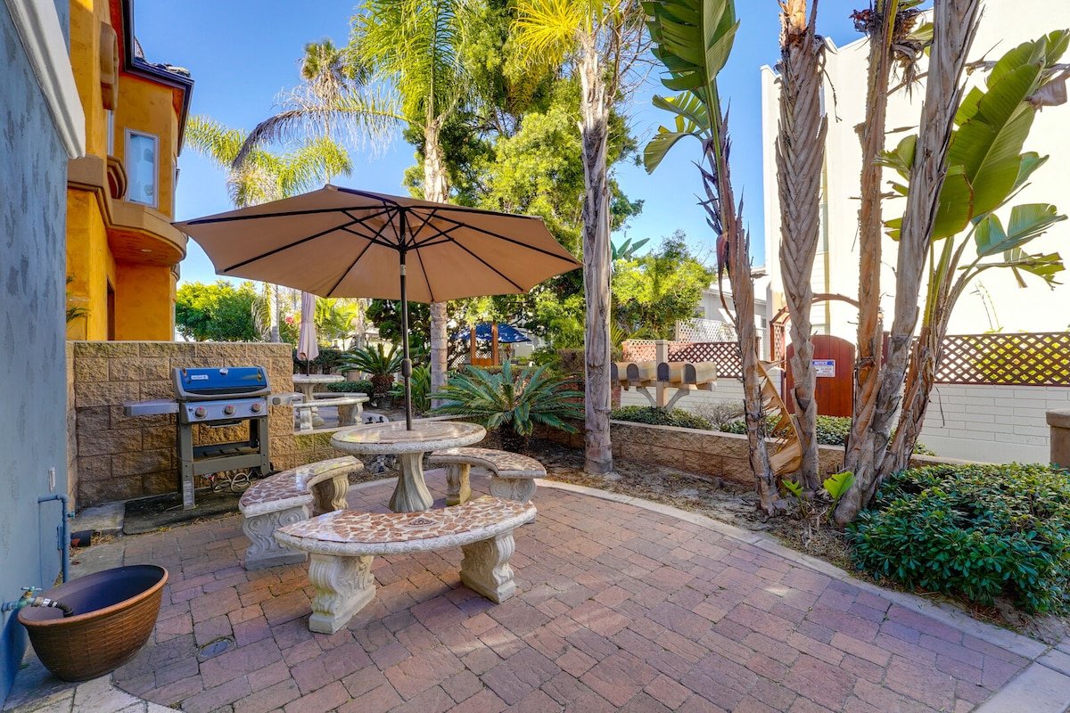 Massive Beach Home – Dog Friendly, AC, Steps2Sand! gallery image 4