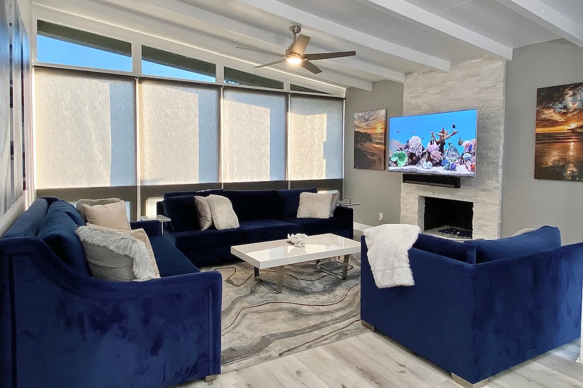 Extremely Luxurious Beach Getaway – 2blks to beach gallery image 2