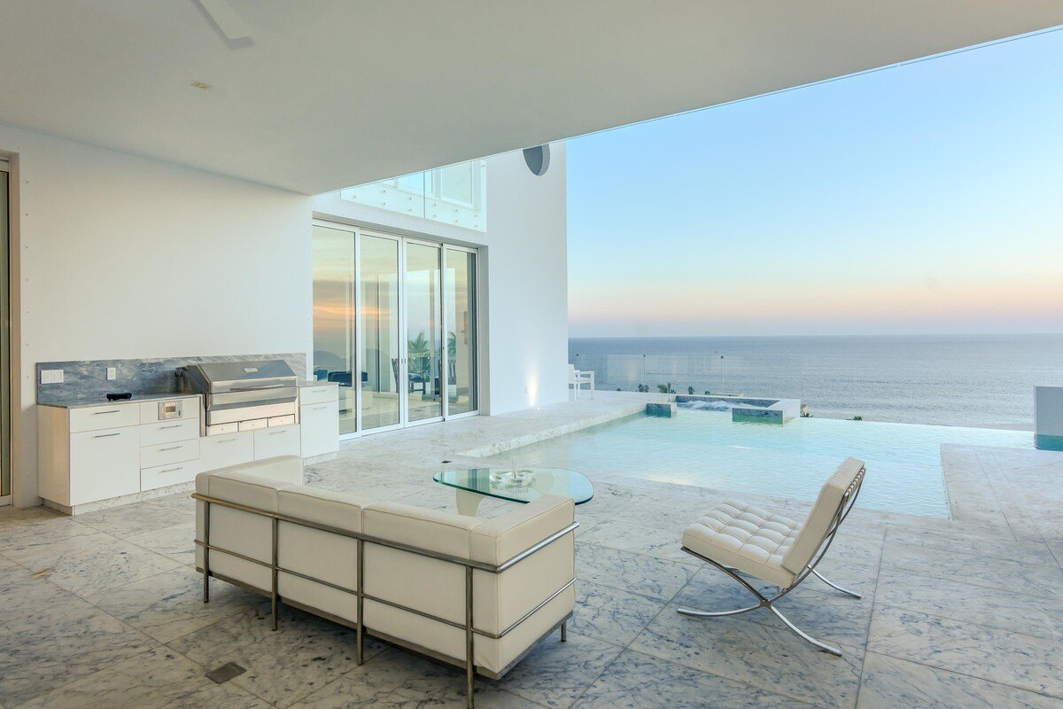 Modern Pedregal Villa: Villa Besame by Cabo Villas gallery image 4