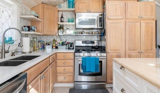 View Home 3 Blocks to Everything West Seattle gallery image 3