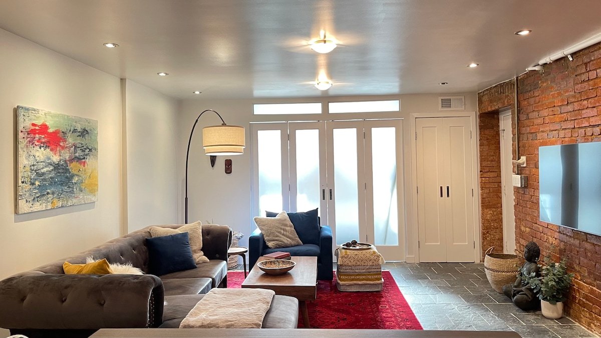 Heart of DC! Modern Upscale Comfy 2BR/2BA in Shaw gallery image 5