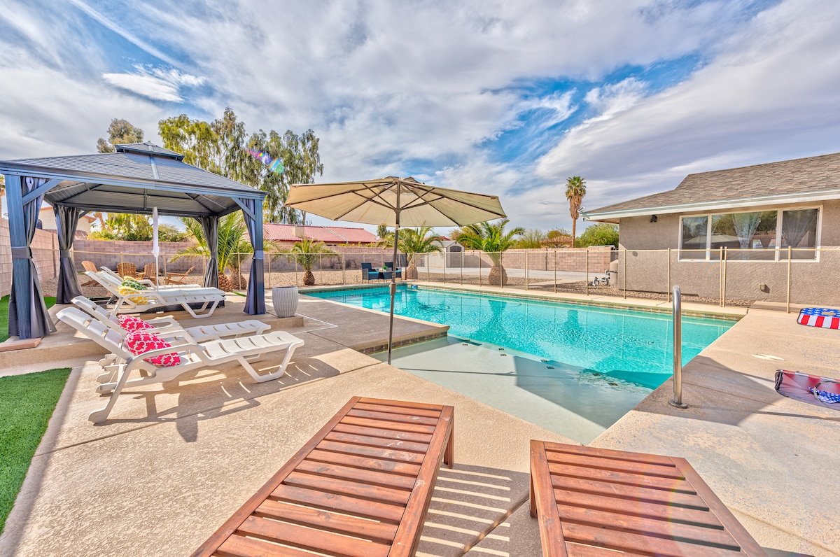 5 Stars 5BDR .5 ACR LOT Big Pool & Game Room! gallery image 2