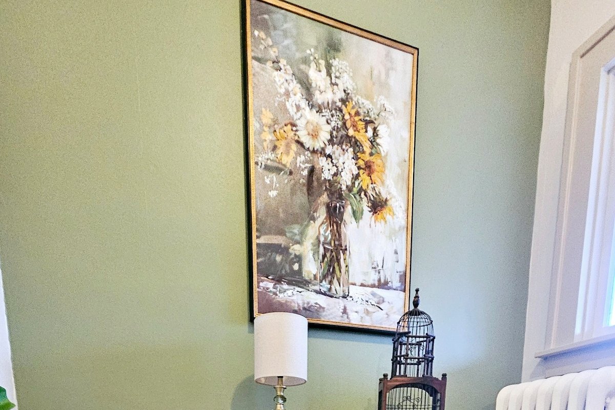 Central cozy 4 bedroom w/King bed gallery image 3