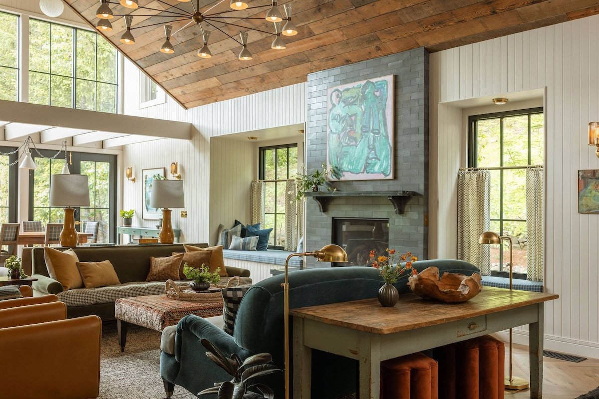 The Carly Estate | Luxe Wine Country Experience w/