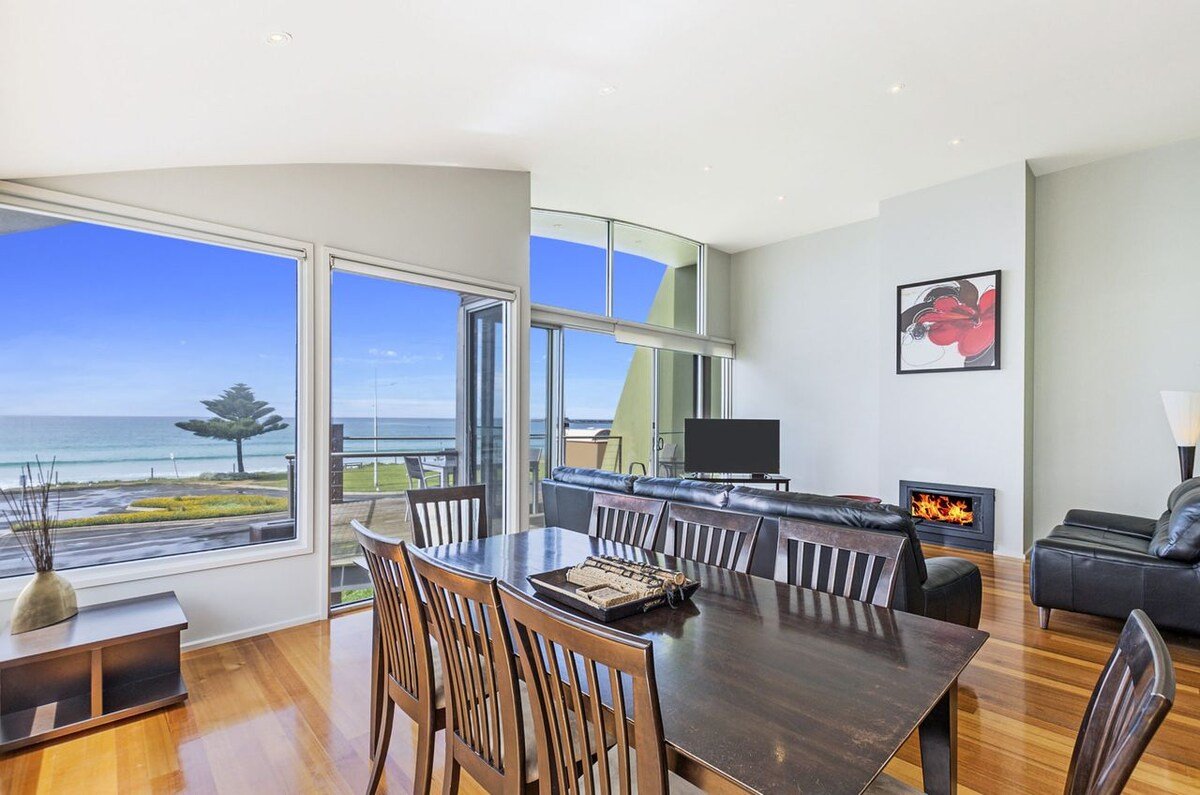 Shemara East Beach frontage gallery image 4