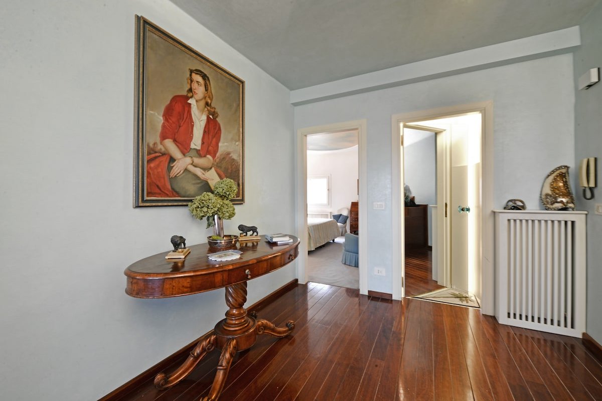 Palladio terrace: elegant with spectacular view gallery image 3