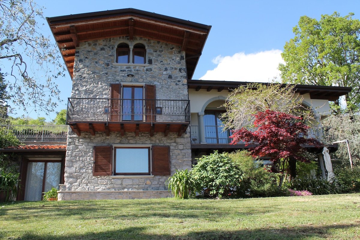 Villa degli ulivi – Iseo Lake gallery image 2