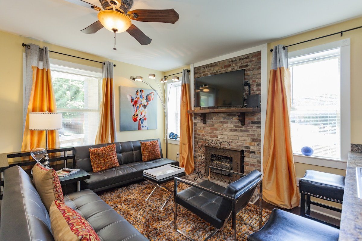 East Retreat 3 gallery image 2